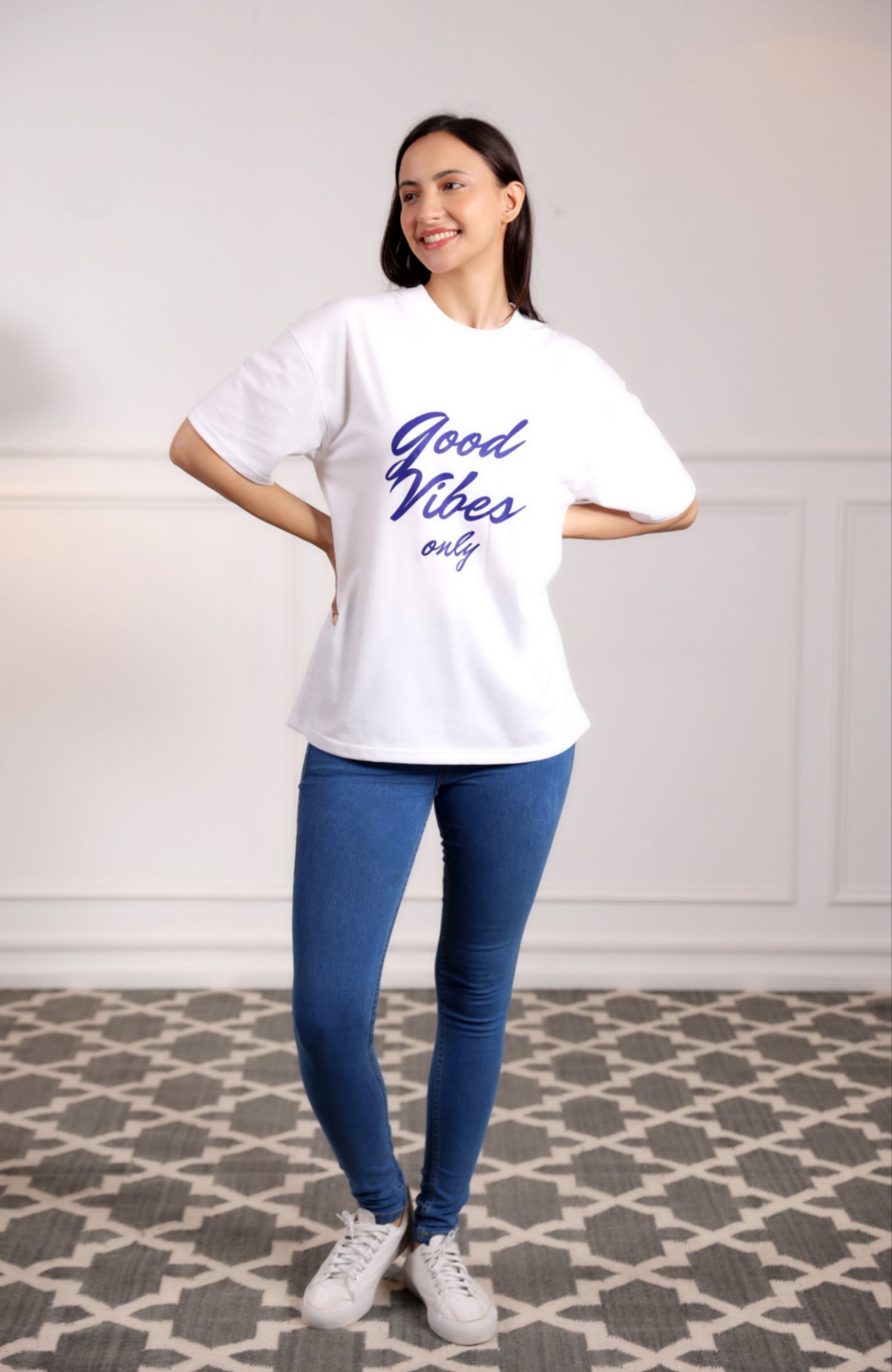 Oversized Good Vibes Only T-Shirt